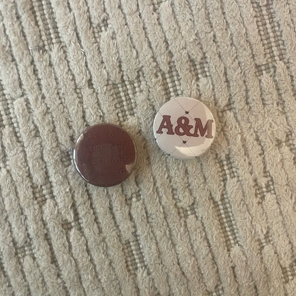A&M Button Set